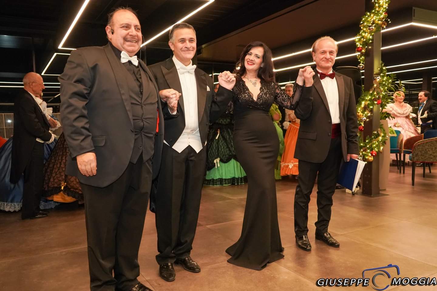 Grande successo per il Concerto di Capodanno “Magie del Bel Canto e Danze  d'Epoca” edizione 2024 - Zarabazà